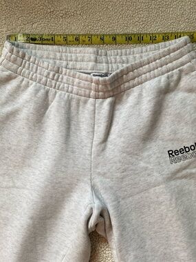 Reebok Cream Heather Jogger Sweatpants with Black Logo